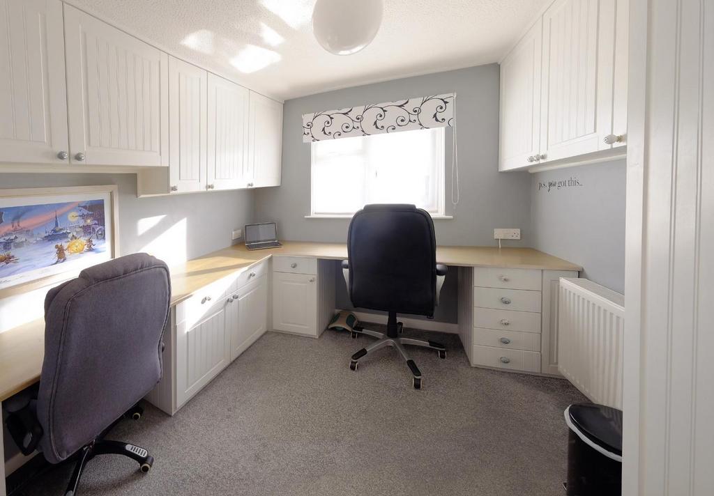 Bedroom 3 / Office