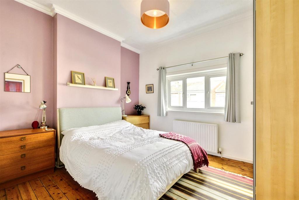 Bedroom 1 1.jpeg