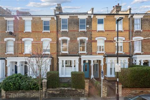 39 Romilly Road, London, N4 2QY