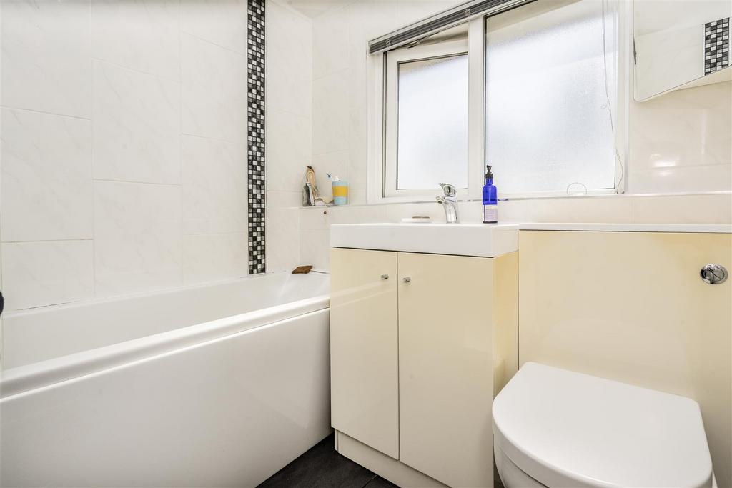 Davidson Frost-Wellings, DFW, Long Elmes, Bathroom