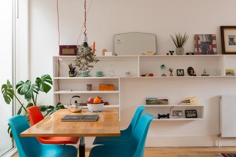 4 Massie Road, London, E8 1BY