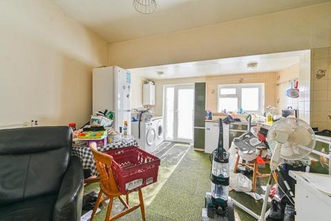 2 bedroom semi-detached house for sale, Villiers Road, Beckenham, Kent, BR3