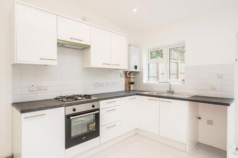 4 bedroom house to rent, Rookstone Road, London SW17