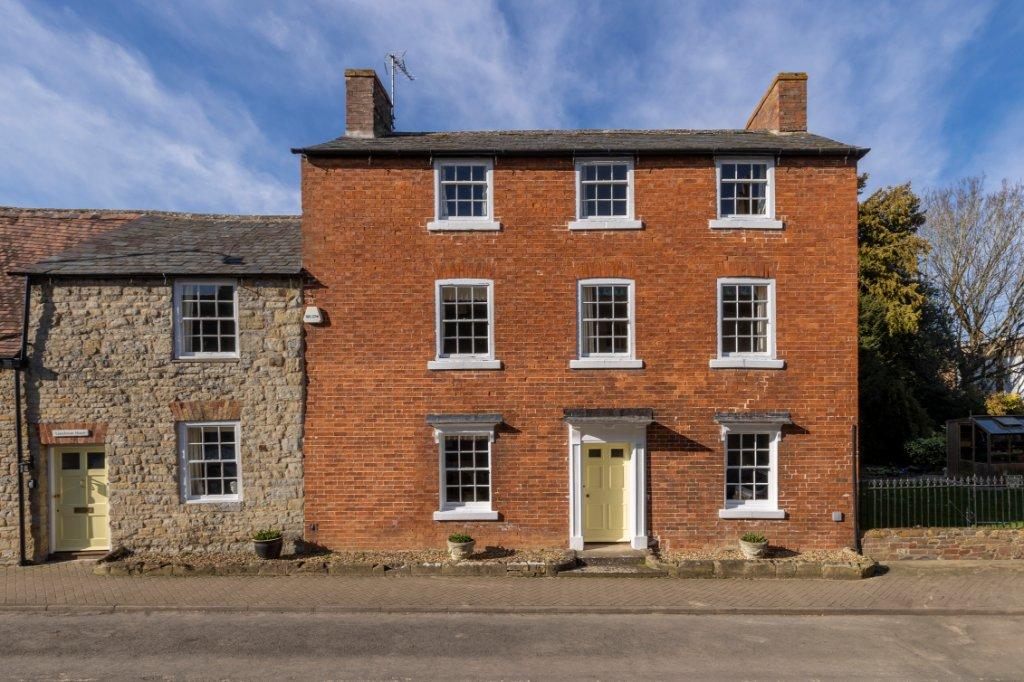 Lansdowne House.