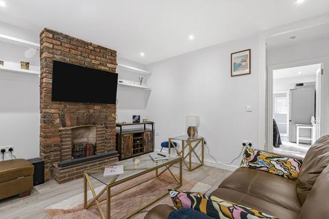 18 Bynes Road, South Croydon, CR2 0PR