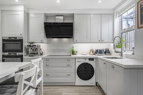 18 Bynes Road, South Croydon, CR2 0PR
