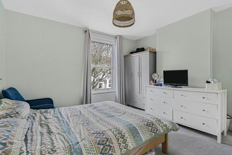 18 Bynes Road, South Croydon, CR2 0PR