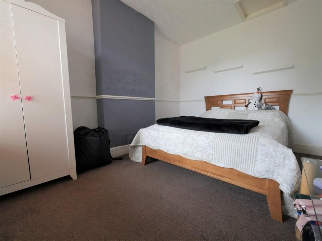 Bedroom2