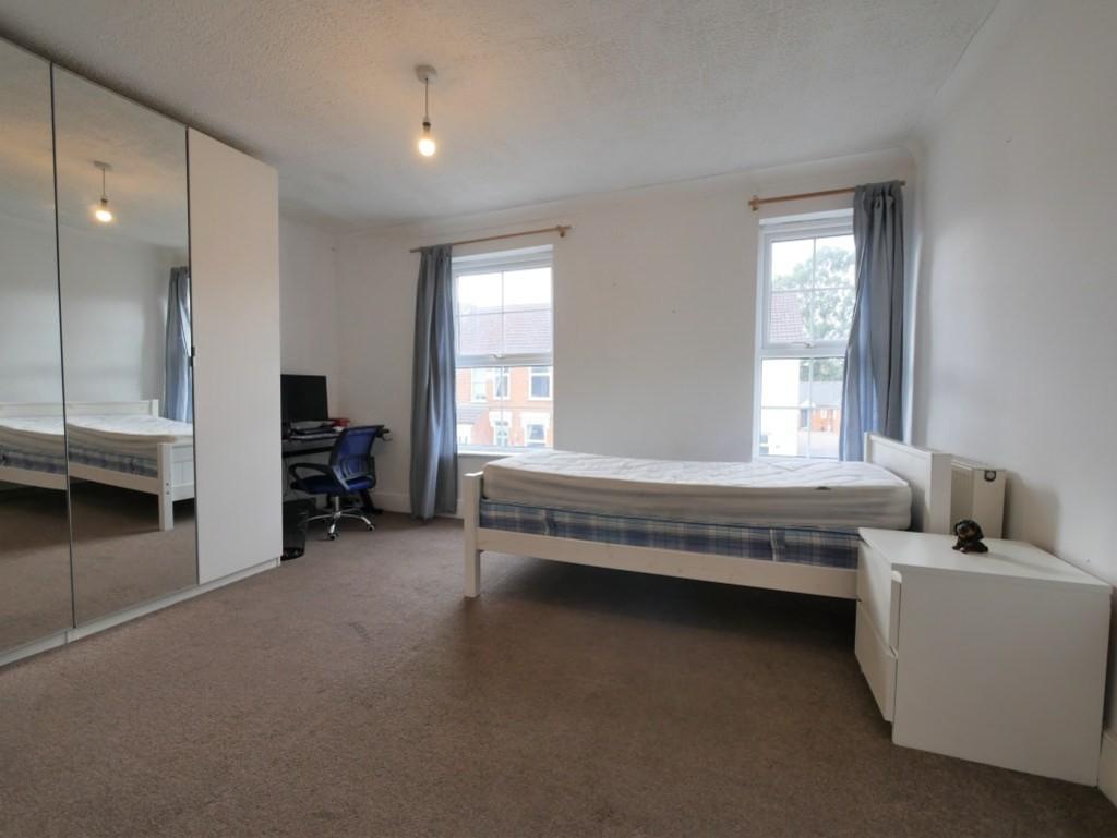 Bedroom1 1