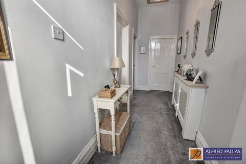 2 bedroom terraced bungalow for sale, Inverness Street, Fulwell