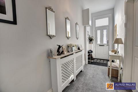2 bedroom terraced bungalow for sale, Inverness Street, Fulwell