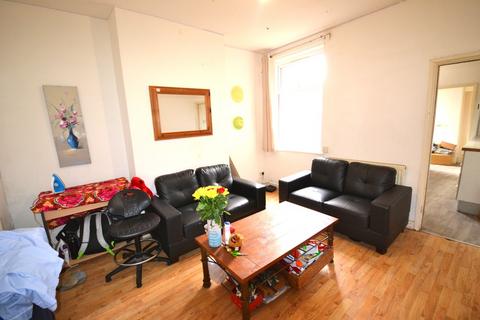10 Rydal Street, Leicester, LE2 7DS