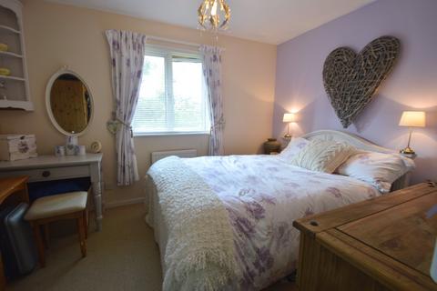 undefined, Dukes Close, Petersfield, Hampshire
