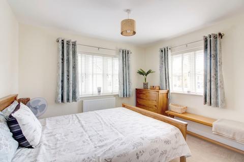 39 Groundstone Way, Corsham, SN13 0FA