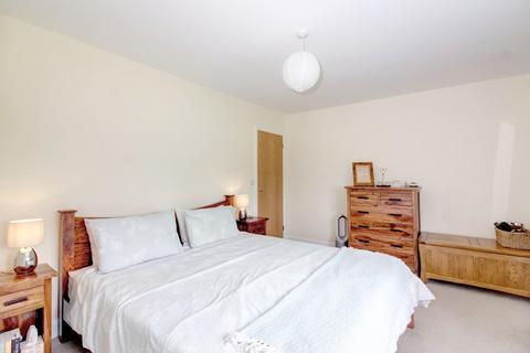 39 Groundstone Way, Corsham, SN13 0FA