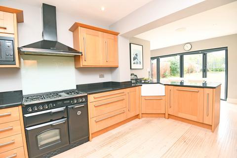 90 Beech Road, Harrogate, HG2 8EA