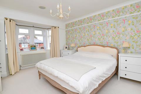 90 Beech Road, Harrogate, HG2 8EA