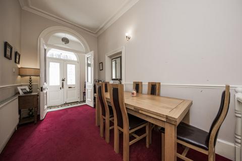 2 bedroom ground floor maisonette for sale, Ferndale, Tunbridge Wells