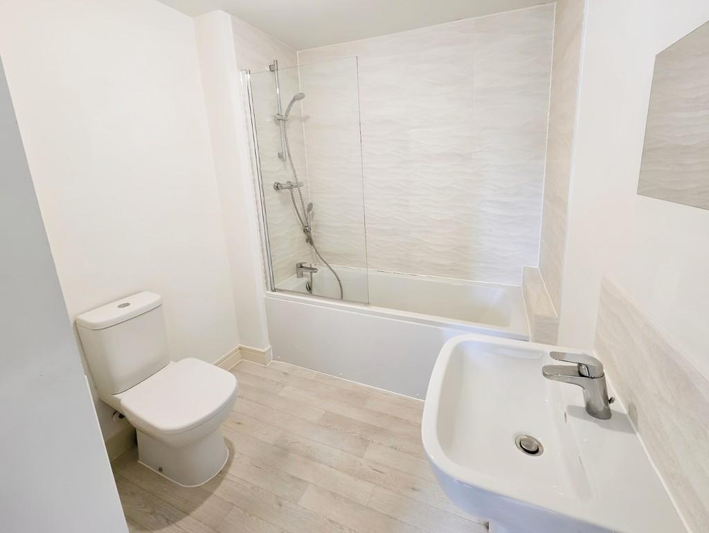 E5c5ae58-bathroom