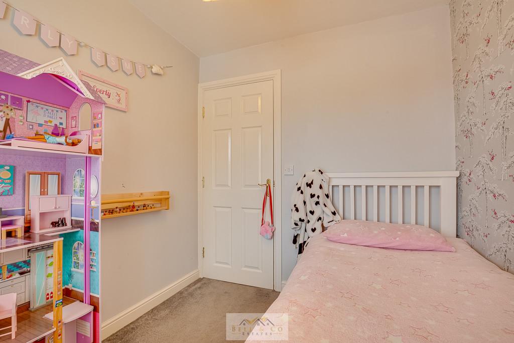 Bedroom 2.3