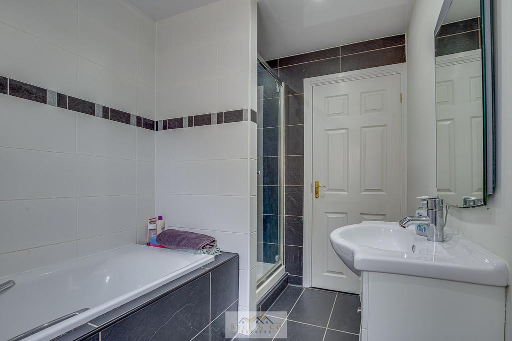 Bathroom 1.1