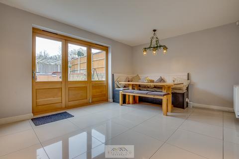 9 Bennett Croft, North Anston, Sheffield, S25 4DU