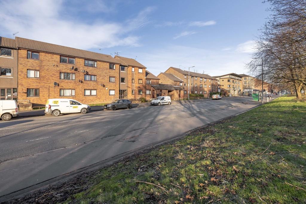 2-print-1102 Dumbarton Road Flat B 2