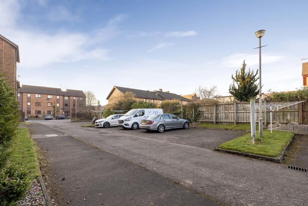 5-print-1102 Dumbarton Road Flat B 4