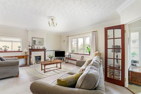 3 bedroom detached bungalow for sale, The Avenue, Bristol BS48