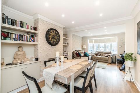 29 Sarsfield Road, Perivale, Greenford, UB6 7AE