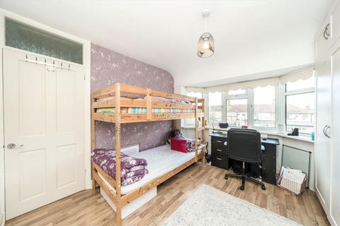 29 Sarsfield Road, Perivale, Greenford, UB6 7AE