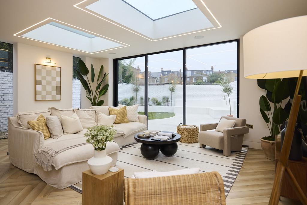13 wakeman road 0400