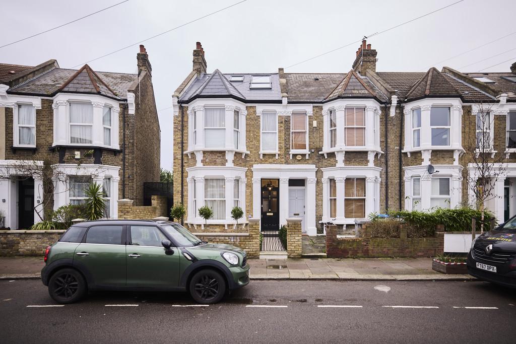 13 wakeman road 0500