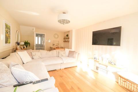 7 Markstone Terrace, Orpington, BR6 0DE