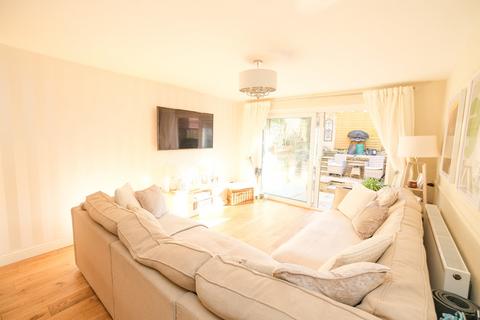 7 Markstone Terrace, Orpington, BR6 0DE