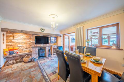4 bedroom semi-detached house for sale, Harvest Hill Lane, Allesley, West Midlands CV5 9DD