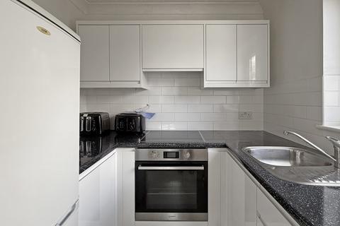 1 bedroom apartment for sale, Regal Court, Warminster