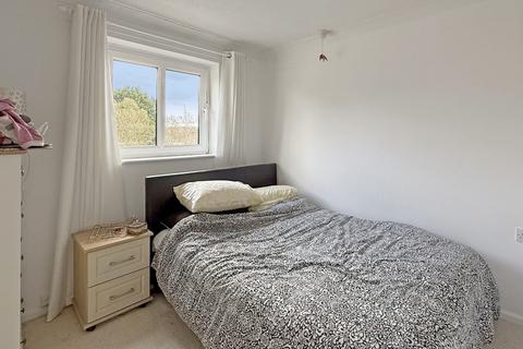 1 bedroom apartment for sale, Regal Court, Warminster