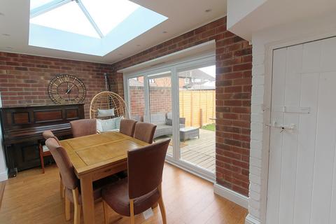 3 bedroom semi-detached house for sale, Saffron Lane, Leicester