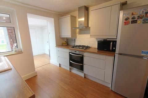 3 bedroom semi-detached house for sale, Saffron Lane, Leicester