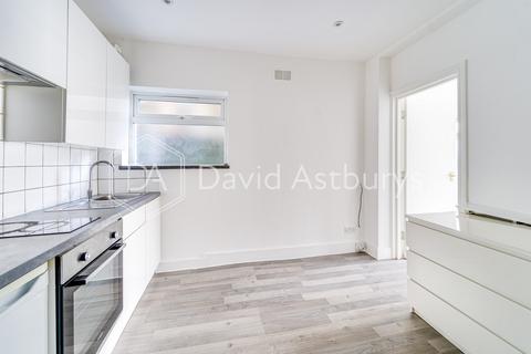 1 bedroom apartment to rent, Lascotts Road, London