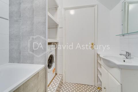 1 bedroom apartment to rent, Lascotts Road, London
