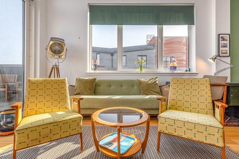 2 bedroom apartment for sale, Inverlair Avenue, Cathcart, Glasgow