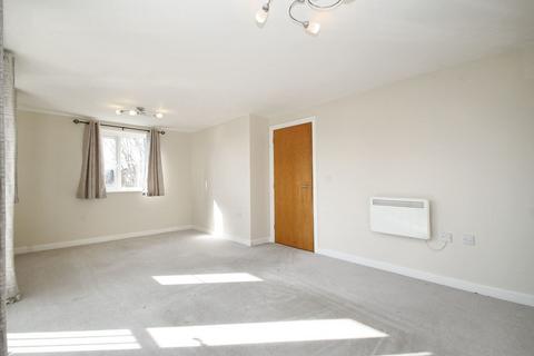 17 Alveston Square, London, E18 1AQ