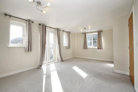17 Alveston Square, London, E18 1AQ