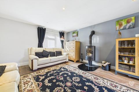 7 Common End, Etwall, Derby, DE65 6NW