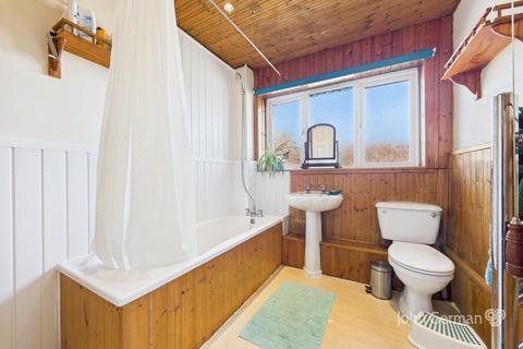 1 Abbey Road, Rocester, Uttoxeter, ST14 5LQ
