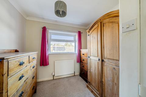 21 Castlefields Avenue, Charlton Kings, Cheltenham, GL52 6YR