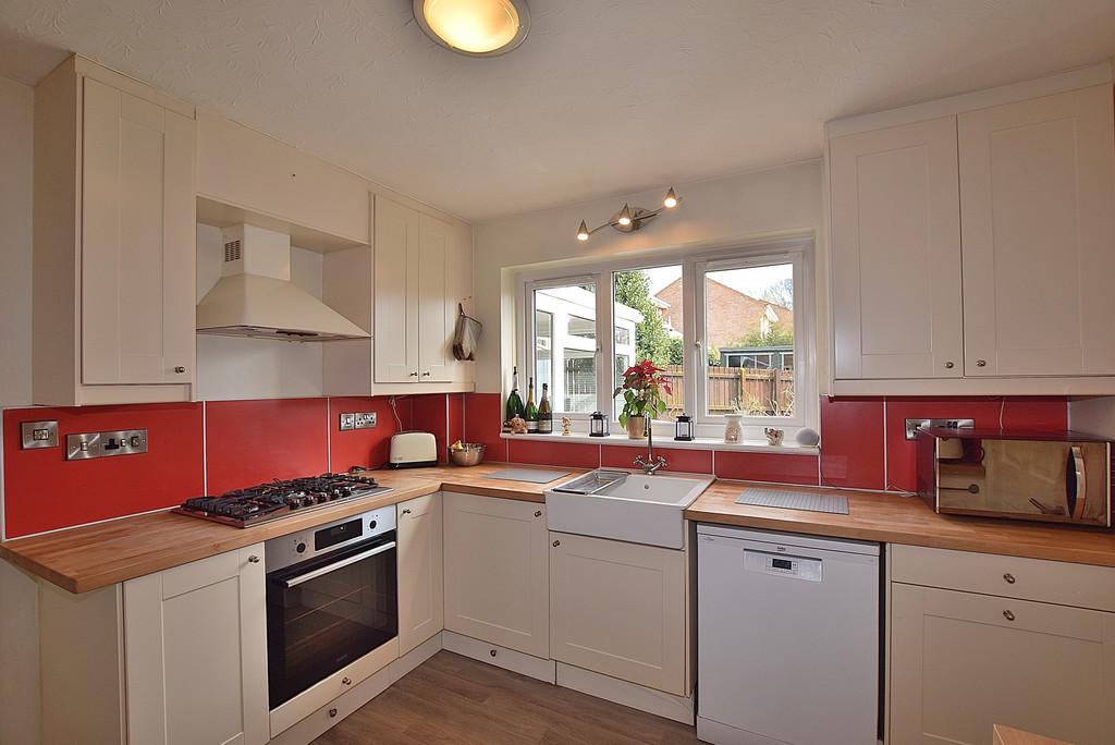 Kitchen 01