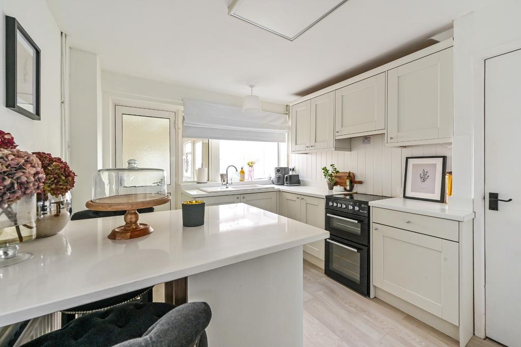 Kitchen/Breakfast